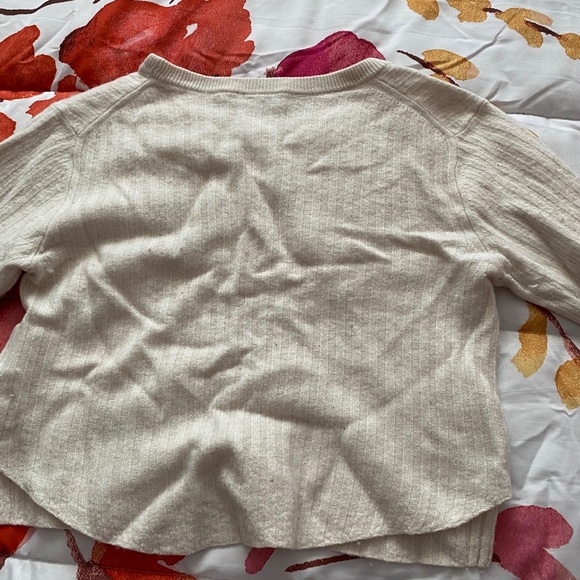 Crop sweater from babaton - Picture 3 of 3